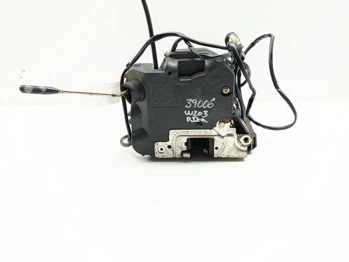 Used Front left lock Front left lock MERCEDES-BENZ C-CLASS (W203) [2000-2007] 33202764 33202764