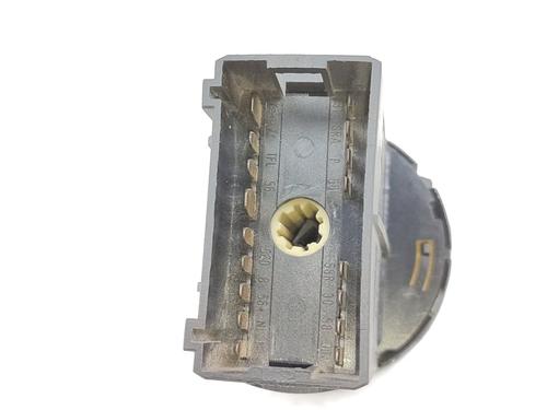Headlight switch VW POLO IV (9N_, 9A_) 1.2 12V | BP30082863I24