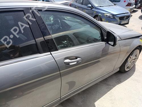 Right front door MERCEDES-BENZ C-CLASS (W204) C 320 CDI (204.022) A2047200205 |