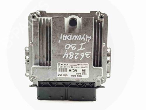 Used Engine control unit (ECU) Engine control unit (ECU) HYUNDAI i30 Estate (GD) [2012-2026] 40097762 40097762