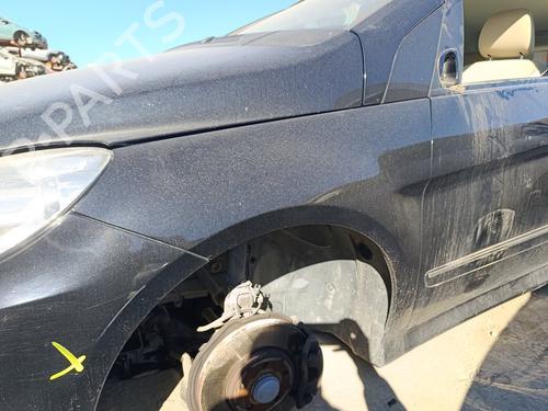 Used Left front fenders MERCEDES-BENZ B-CLASS Sports Tourer (W245) [2005-2011]  30687585