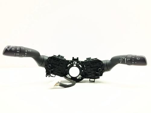 Used Switch Switch TOYOTA COROLLA Estate (_E21_) 2.0 Hybrid (MZEH12) (180 hp) 33208657 33208657