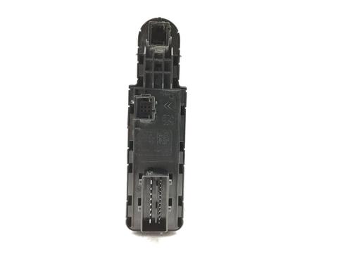 Left front window switch CITROËN C4 III (BA_, BB_, BC_) 1.2 PureTech 130 (BAHNSA, BAHNSB) | BP29916845I27 