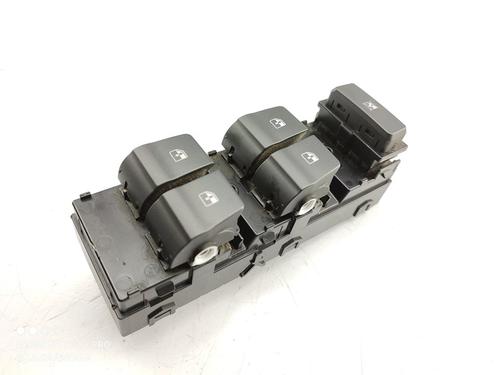 Used Left front window switch HYUNDAI i30 Estate (PDE) 1.6 CRDi (110 hp) 16517399