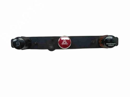 warning-switch-fiat-500x-334_-2014-38013020 main image