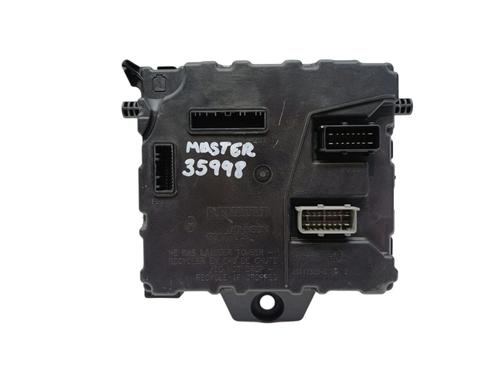 Used Fuse box Fuse box RENAULT MASTER III Van (FV) 2.3 dCi 130 FWD (FV0M, FV0Y, FV0J, FV02, FV03) (130 hp) 34584068 34584068