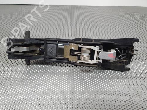 Klamka zewnętrzna drzwi przednich prawych MERCEDES-BENZ C-CLASS (W203)  | BP16618779C129