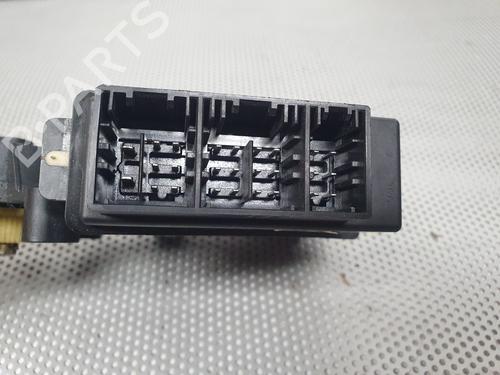 Vindusheismotor høyre foran VW POLO IV (9N_, 9A_)  | BP16620278E20 