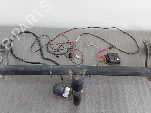 Tow ball/Mechanism CITROËN BERLINGO MULTISPACE (B9) 1.6 BlueHDi 100 55R-011480