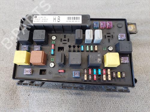 Fuse box OPEL ASTRA H Estate (A04) 1.7 CDTI (L35) 13 206 754