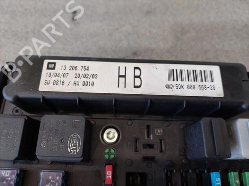 Fuse box OPEL ASTRA H Estate (A04) 1.7 CDTI (L35) | BP28133492E1 