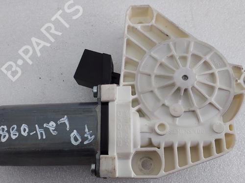 Rudehejsemotor forskærm højre MERCEDES-BENZ B-CLASS Sports Tourer (W245) B 180 CDI (245.207) (109 hp) 28388324