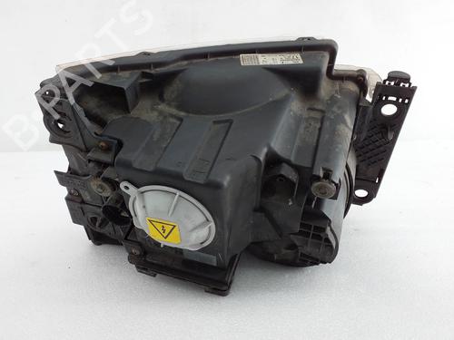 Left headlight LAND ROVER DISCOVERY III (L319) 2.7 TD 4x4 | BP25598961C28 