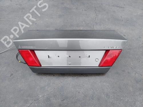 Coffre MITSUBISHI LANCER VI (CJ_, CP_, CK_) 1.3 12V (CK1A) (75 hp) 28601949