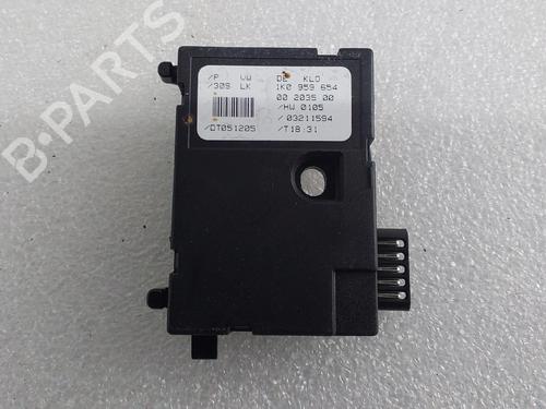 Module électronique VW GOLF V (1K1) 1.9 TDI (105 hp) 28603222
