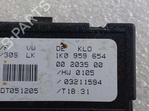 Module électronique VW GOLF V (1K1) 1.9 TDI | BP28603222M83