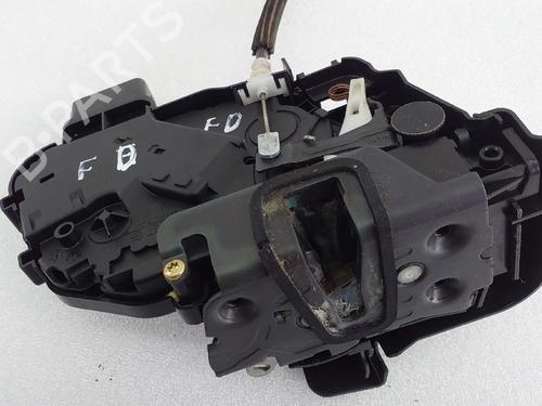 Front right lock LAND ROVER DISCOVERY III (L319) 2.7 TD 4x4 | BP28621415C97