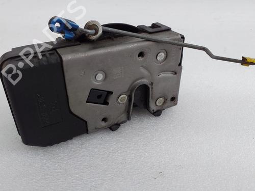 Front right lock OPEL VIVARO A Bus (X83) 1.9 DTI (F7, J7, A07) | BP29013103C97 