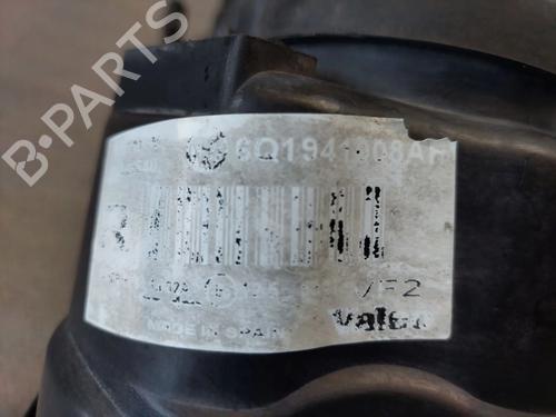 Right headlight VW POLO IV (9N_, 9A_) 1.2 12V | BP29068314C29 