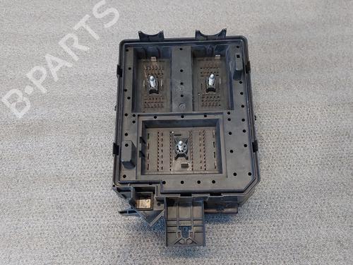 Fuse box OPEL CORSA E (X15) 1.2 (08, 68) | BP29213814E1 