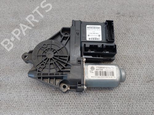 Used Left front window motor VW CADDY III MPV (2KB, 2KJ, 2CB, 2CJ) 2.0 TDI (140 hp) 29287617