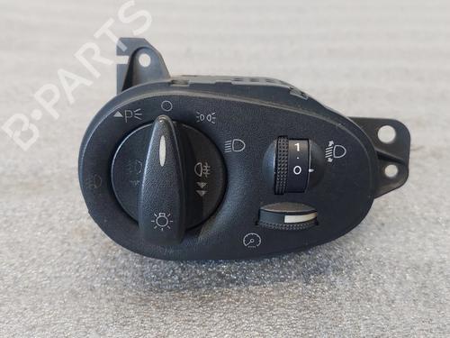 Used Headlight switch FORD FOCUS I (DAW, DBW) 1.6 16V (100 hp) 29595793
