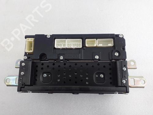 Radio TOYOTA AURIS (_E15_) 1.33 Dual-VVTi (NRE150_, NRE150R) | BP29746017E6