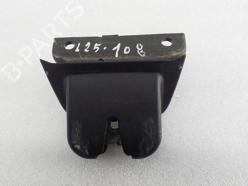 Used Tailgate lock AUDI A4 B6 Avant (8E5) 1.9 TDI (130 hp) 29813475