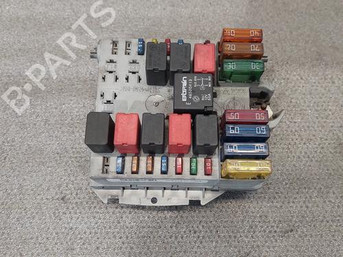 Scatola Fusibili FIAT PUNTO (188_) 1.2 16V 80 (188.233, .235, .253, .255, .333, .353, .639,... (80 hp) 29815318