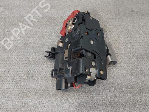 Cerradura puerta trasera derecha AUDI A4 B6 (8E2) 1.6 (102 hp) 29923070