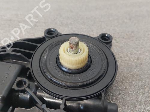 Rudehejsemotor bagstkærm højre FORD FIESTA VI (CB1, CCN) 1.4 TDCi | BP29936362E22 