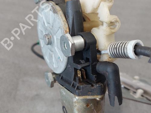 Front right window mechanism VOLVO V40 Estate (645) 1.9 TD | BP30104368C23