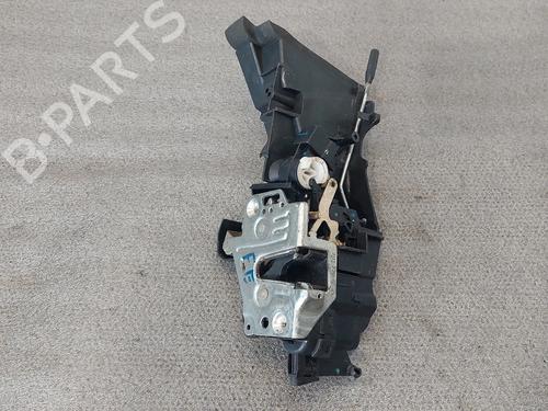 Used Front left lock MERCEDES-BENZ E-CLASS T-Model (S124) [1993-1996]  30145818