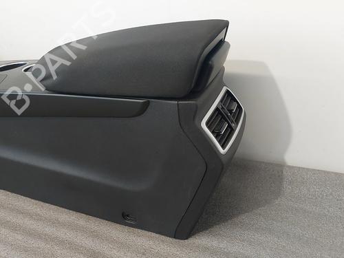 Armrest / Center console RENAULT MEGANE IV Grandtour (K9A/M/N_) 1.5 dCi 110 | BP30159134I20 