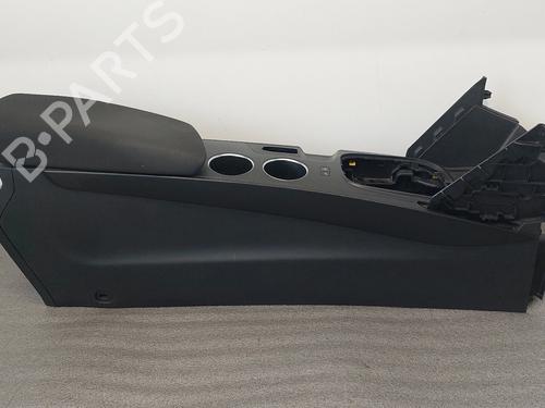 Used Armrest / Center console RENAULT MEGANE IV Grandtour (K9A/M/N_) 1.5 dCi 110 (110 hp) 30159134