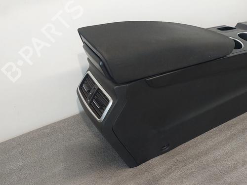 Armrest / Center console RENAULT MEGANE IV Grandtour (K9A/M/N_) 1.5 dCi 110 | BP30159134I20 