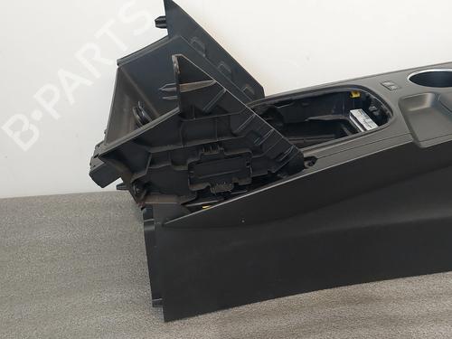 Armrest / Center console RENAULT MEGANE IV Grandtour (K9A/M/N_) 1.5 dCi 110 | BP30159134I20 