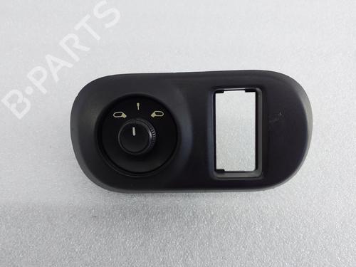 Used Mirror switch CITROËN C4 CACTUS 1.2 VTi 82 (82 hp) 30275787