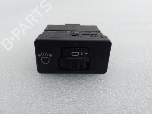 Used Switch CITROËN C4 CACTUS 1.2 VTi 82 (82 hp) 30275788