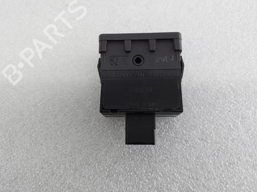 Switch CITROËN C4 CACTUS 1.2 VTi 82 | BP30275788I30 