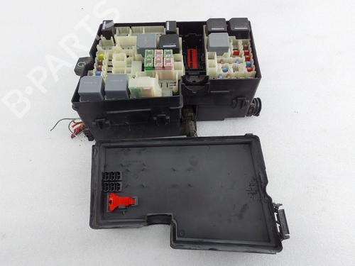Used Fuse box FORD FOCUS III 1.5 TDCi (120 hp) 30302543
