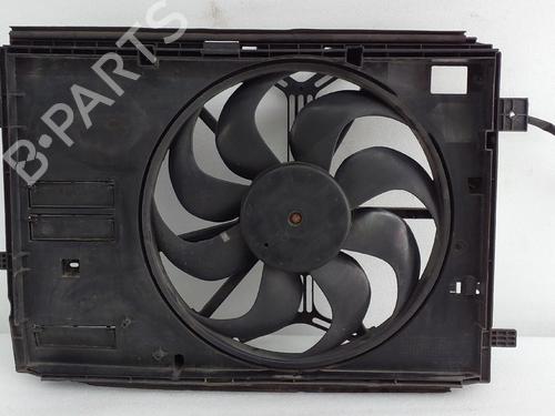 Used Radiator fan PEUGEOT 308 SW II (LC_, LJ_, LR_, LX_, L4_) 1.6 HDi / BlueHDi 115 (LCBHXM, LCBHXT) (115 hp) 30320645