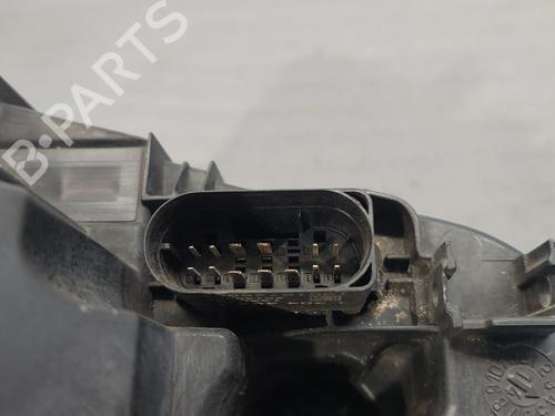 Left headlight MERCEDES-BENZ C-CLASS (W205) C 220 d 4-matic (205.005) | BP30320655C28