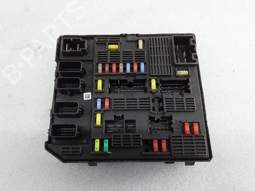 Used Fuse box RENAULT SCÉNIC III (JZ0/1_) 1.5 dCi (106 hp) 30471020