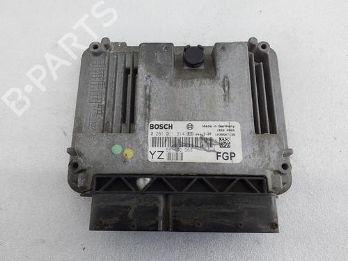 Used Engine control unit (ECU) OPEL VECTRA C Estate (Z02) 1.9 CDTI (F35) (150 hp) 30575788