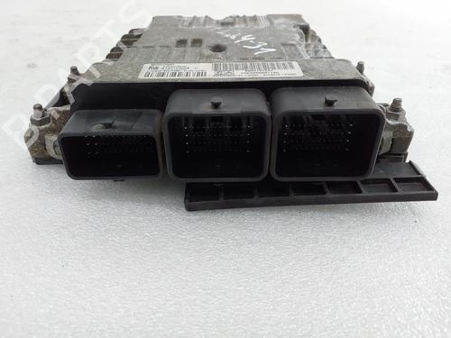 Engine control unit (ECU) PEUGEOT 308 SW II (LC_, LJ_, LR_, LX_, L4_) 1.6 HDi / BlueHDi 115 (LCBHXM, LCBHXT) | BP30580361M57