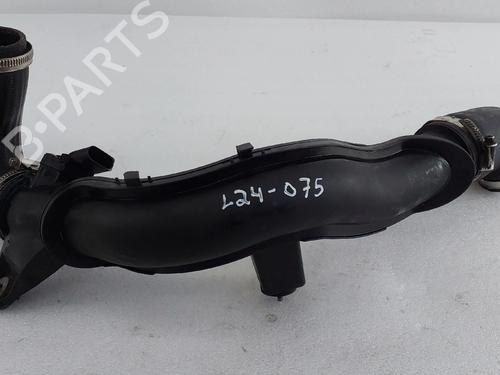 Intercooler-rør  AUDI A1 (8X1, 8XK) 1.6 TDI (90 hp) 30594879