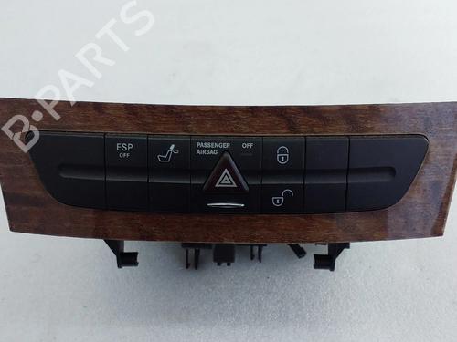 Used Switch MERCEDES-BENZ E-CLASS (W211) E 270 CDI (211.016) (177 hp) 30616733