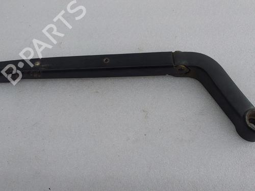 Used Rear windshield wiper arm LAND ROVER DISCOVERY III (L319) 2.7 TD 4x4 (190 hp) 30706190