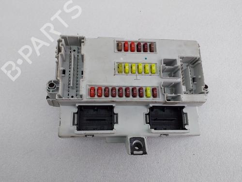 Caixa de fusíveis ALFA ROMEO GIULIETTA (940_) 2.0 JTDM (940FXE1A, 940FXG11) (170 hp) 30725779